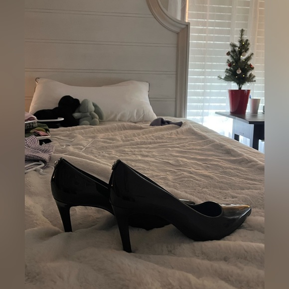 Michael Kors Patent Heels - Picture 1 of 3